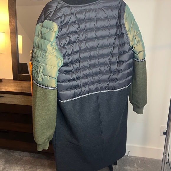 Mostly Heard Rarely Seen bomber jacket - Picture 3 of 4